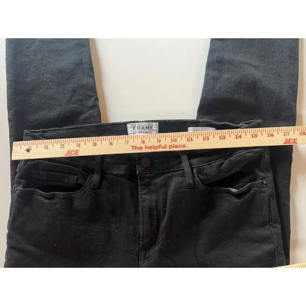 Frame Denim style city